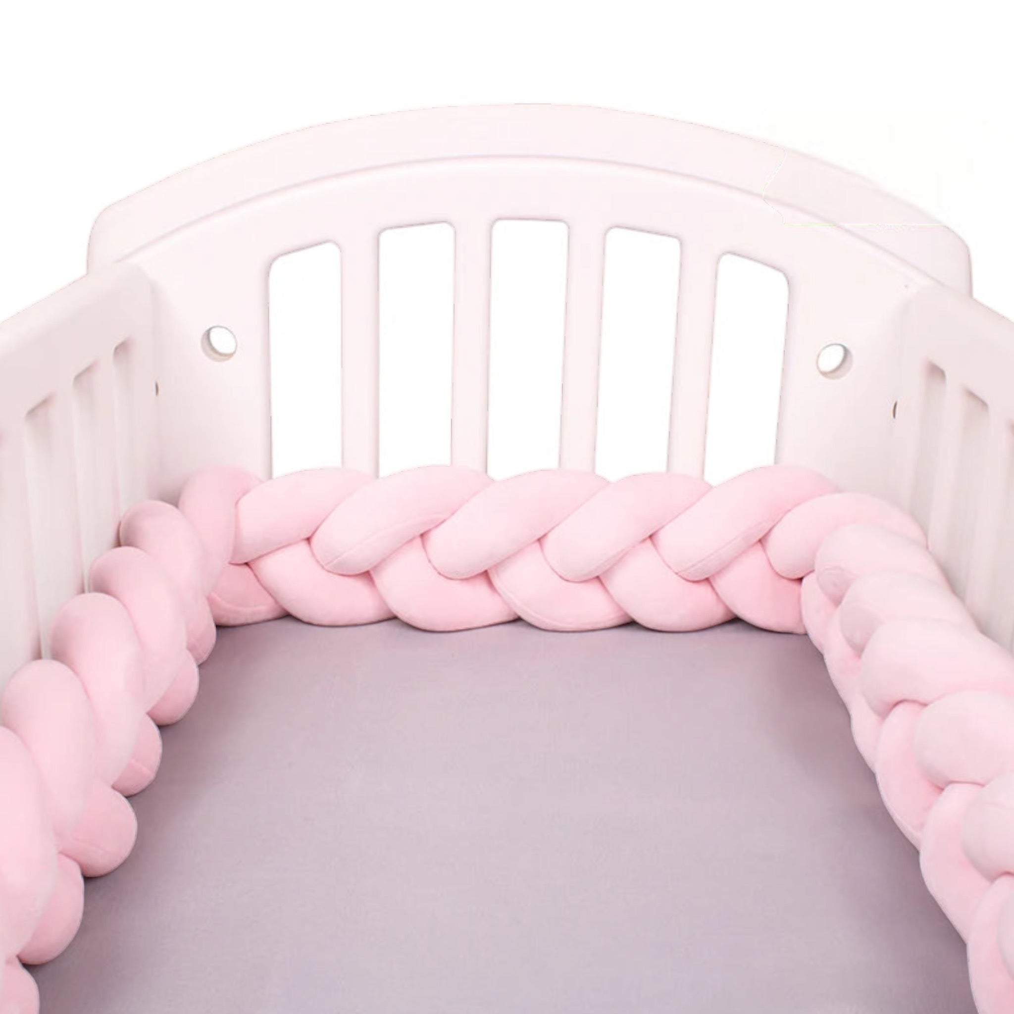 Cute Knot Crib Protector